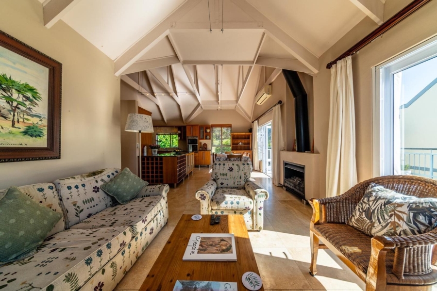 To Let 2 Bedroom Property for Rent in Onder Papegaaiberg Western Cape